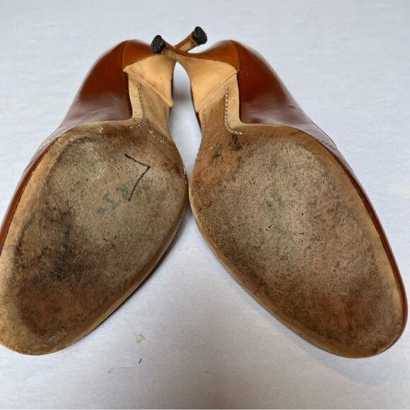 Lambertson Truex Women's Kitten Heel Pumps Caramel Brown Size 38 1/2" - Picture 6 of 8